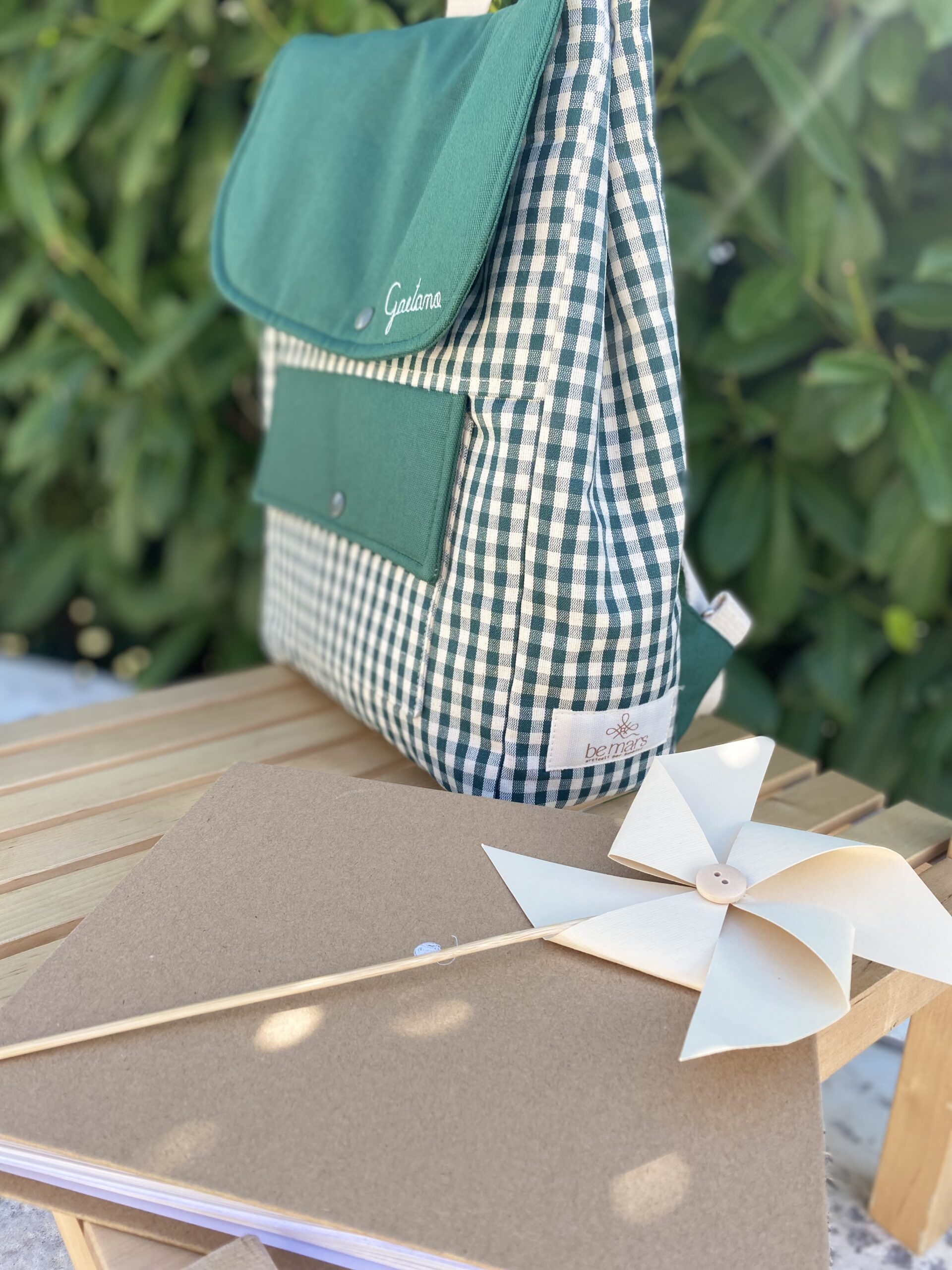 Zainetto classico con patta - immagine 4