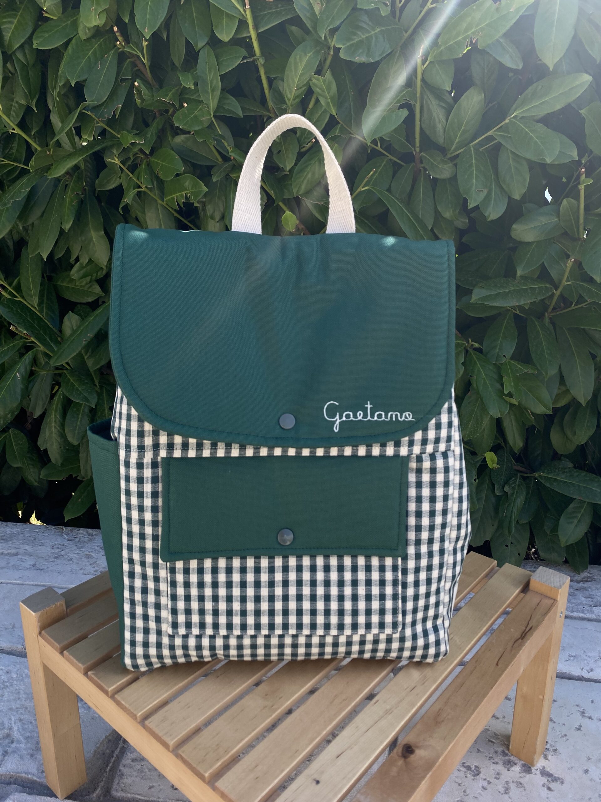 Zainetto classico con patta - immagine 3